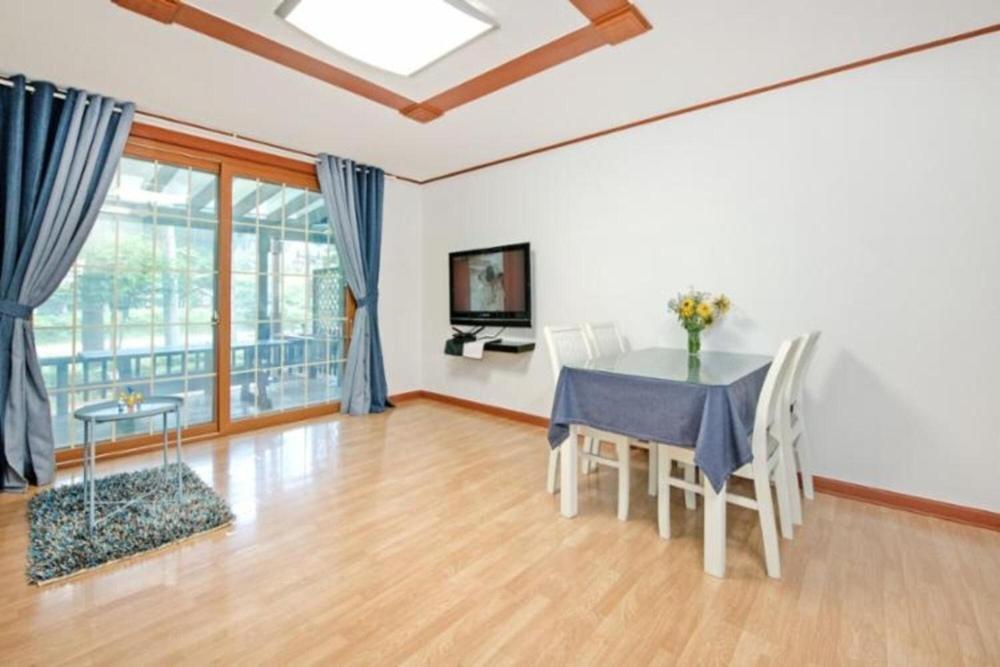 Eoullim Pension Starlight Yard Pyeongchang Room photo