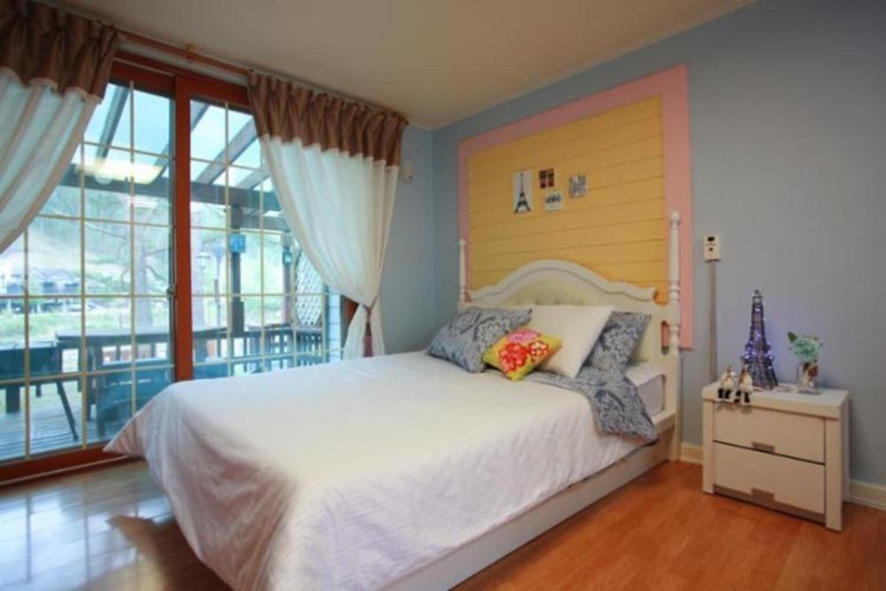 Eoullim Pension Starlight Yard Pyeongchang Room photo